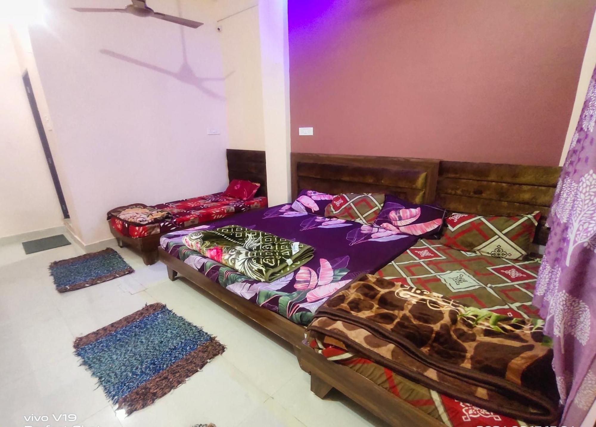 Deviksha Home Stay Ujjain Ngoại thất bức ảnh